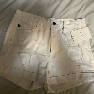 Women’s KanCan shorts white Size 9